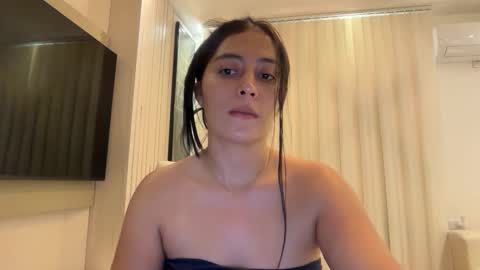 Sophie online show from May 28, 4:10 am