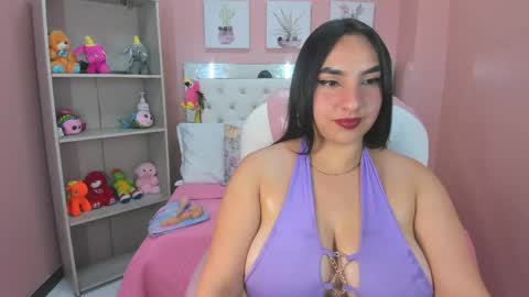 S O P H I E  online show from March 21, 7:40 pm