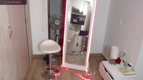 Sofa online show from December 23, 2:02 am