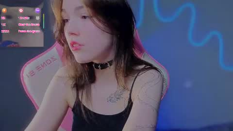 sophie_nomenal_ online show from July 23, 8:06 pm