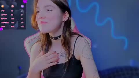 sophie_nomenal_ online show from July 24, 8:06 pm