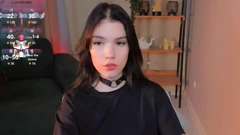 Snapshot of sophie_nomenal_ chatting on October 14, 1:58 pm sophie_nomenal_ online show from October 14, 1:58 pm