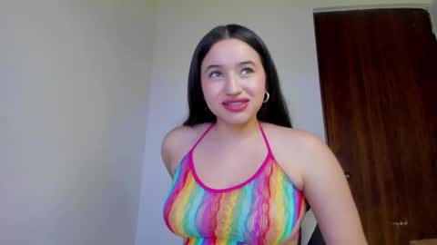 Snapshot of sophie_spencer1 chatting on October 23, 2:57 am sophie_spencer1 online show from October 23, 2:57 am