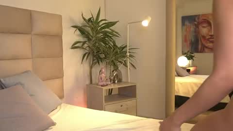 Sophie online show from May 13, 12:04 pm