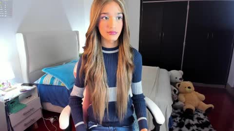    online show from April 4, 8:05 pm