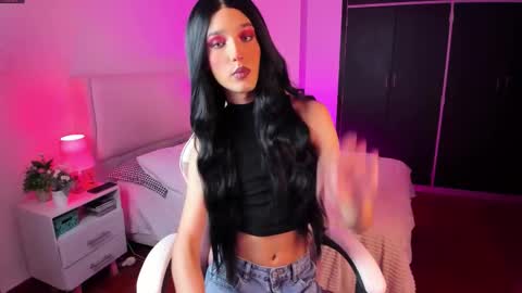    online show from December 22, 8:10 am