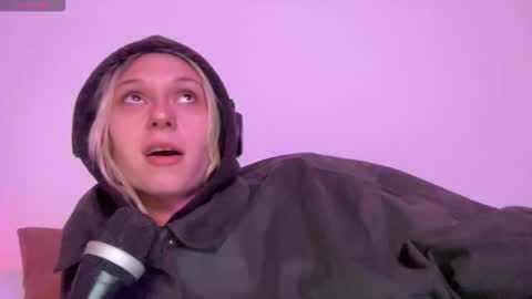 sophiediamond_x online show from September 29, 9:03 pm