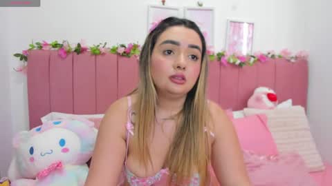 sophiee rosee online show from April 5, 8:17 pm