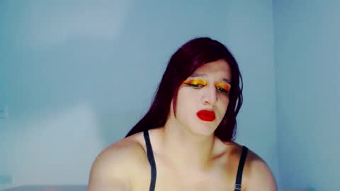 sophiehillsxo online show from July 23, 5:27 am