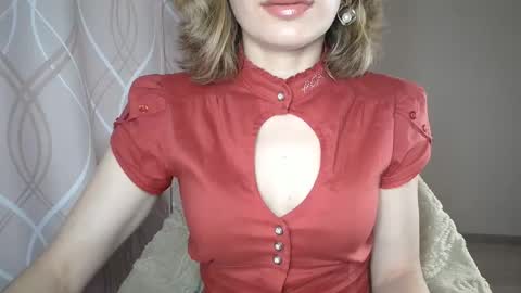 Sophiemisss online show from October 31, 9:10 am