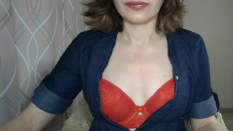 Sophiemisss online show from March 19, 7:25 am