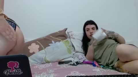 Snapshot of sophirivers chatting on September 18, 1:20 am sophirivers online show from September 18, 1:20 am