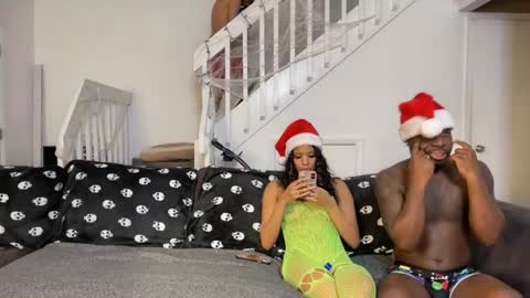 sosabless and sosalady online show from December 15, 4:19 am