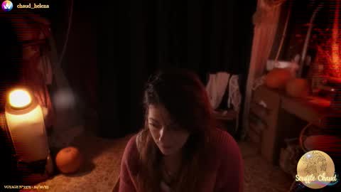 Snapshot of souffle_chaud chatting on October 24, 7:58 pm . . online show from October 24, 7:58 pm