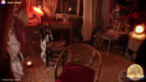 Snapshot of souffle_chaud chatting on October 8, 7:53 pm . . online show from October 8, 7:53 pm