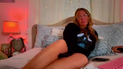 Snapshot of southernbarbii chatting on September 25, 12:45 pm Your Barbii online show from September 25, 12:45 pm