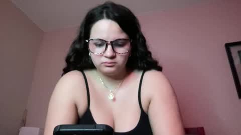 Soyoceanne online show from February 20, 6:43 pm