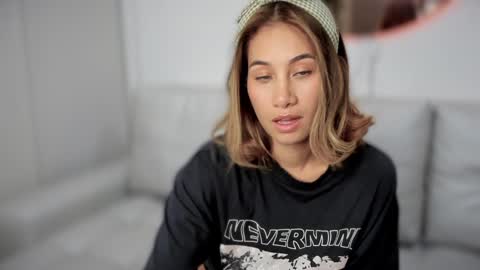 brisa  s online show from January 14, 2:19 am