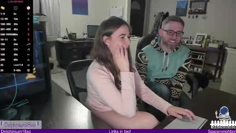 Spaceneighbor online show from February 24, 1:24 am