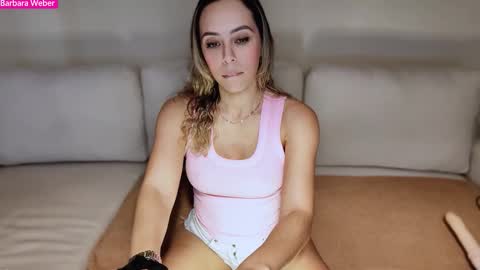 spaintense_ online show from November 20, 8:06 pm