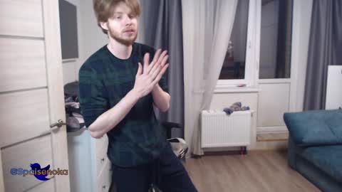 Snapshot of spaisenok chatting on February 2, 11:32 pm Mike online show from February 2, 11:32 pm