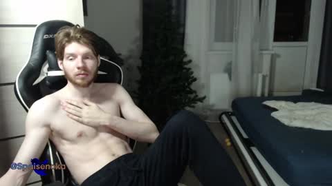 Snapshot of spaisenok chatting on January 1, 3:45 am Mike online show from January 1, 3:45 am