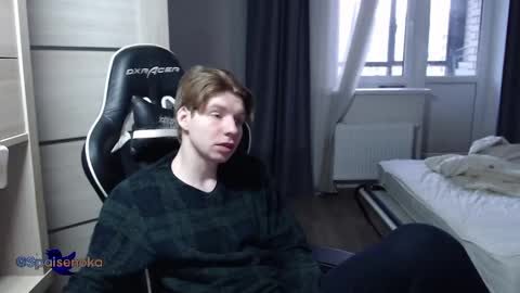 Snapshot of spaisenok chatting on February 15, 5:51 am Mike online show from February 15, 5:51 am