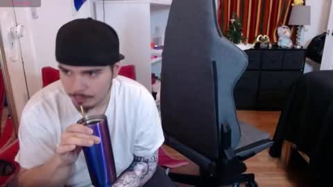 spanishcouple4255 online show from December 19, 6:03 pm