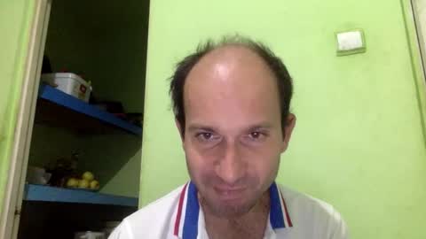 Snapshot of sparei7 chatting on October 26, 9:58 pm Snaiky online show from October 26, 9:58 pm