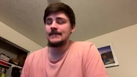 Bigmoe online show from May 31, 4:44 am