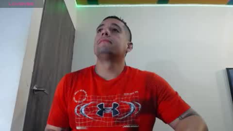 Snapshot of spartacus_cam chatting on January 21, 4:54 am     online show from January 21, 4:54 am