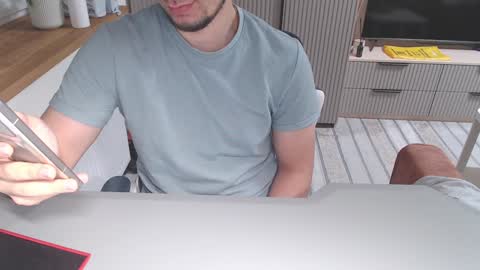 Art online show from December 8, 8:36 pm