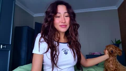 Nicole online show from May 31, 7:07 am