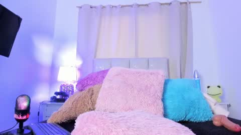 spicy   online show from July 11, 11:35 am