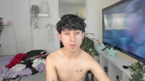 spider_baby_ online show from November 27, 9:33 pm