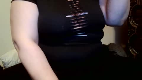 Vanessa Spade online show from January 19, 7:18 am