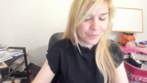 FREE ONLY FANSy online show from May 9, 11:16 am