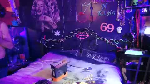 Daddy  His Splash Queen online show from February 25, 6:50 am