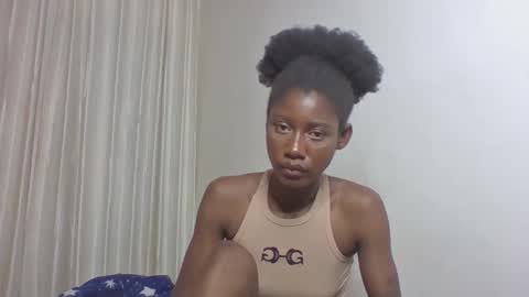 Snapshot of spoiltbrattt chatting on September 26, 9:39 am spoiltbrattt online show from September 26, 9:39 am