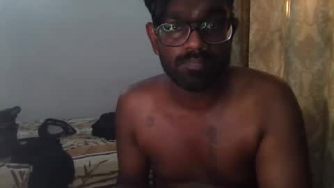 Spun Couple online show from December 4, 3:09 am