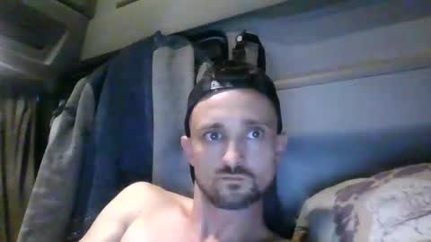 spyco82 online show from November 4, 7:04 pm