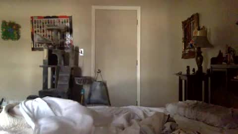 squiringsissylay online show from February 14, 9:39 pm