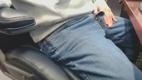 make me cum c2c talk to me online show from February 12, 9:29 pm