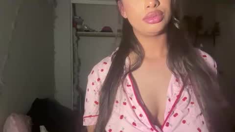 Lexi online show from December 17, 8:21 am