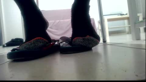 ssenzo online show from February 8, 8:42 pm