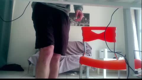 ssenzo online show from January 9, 11:25 am