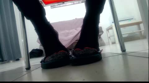 ssenzo online show from February 23, 8:33 pm