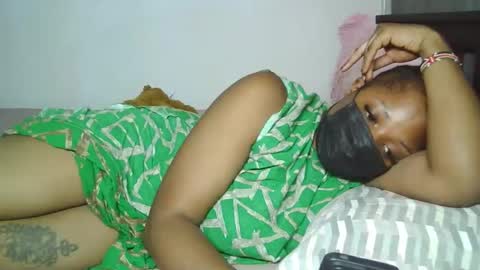 ssexxyred online show from April 4, 8:49 pm