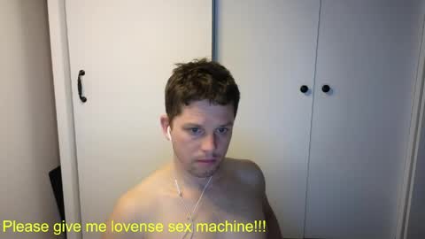 st1vemaster01 online show from May 1, 5:18 pm