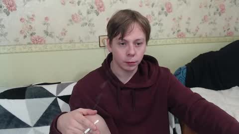 Snapshot of st_rudy chatting on February 7, 8:33 am Joe Peach online show from February 7, 8:33 am